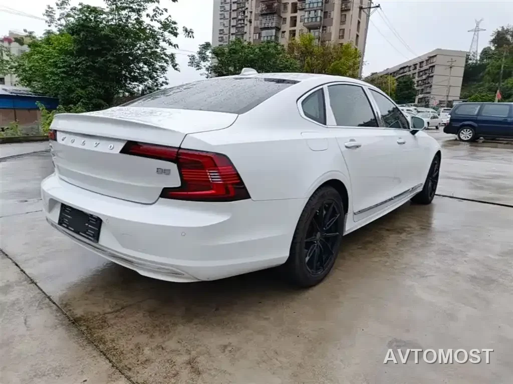 Volvo S90 2021 Model B5 Momentum Luxury Edition — фото 5