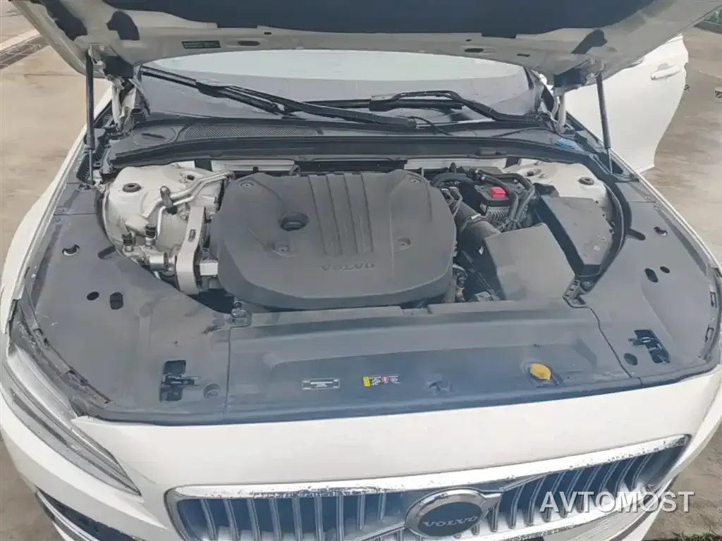 Volvo S90 2021 Model B5 Momentum Luxury Edition — фото 16