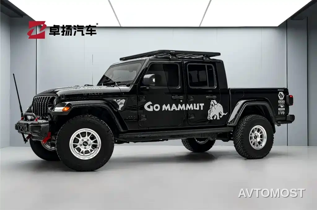 Jeep Gladiator 2022 3.6L Pioneer Edition — фото 1
