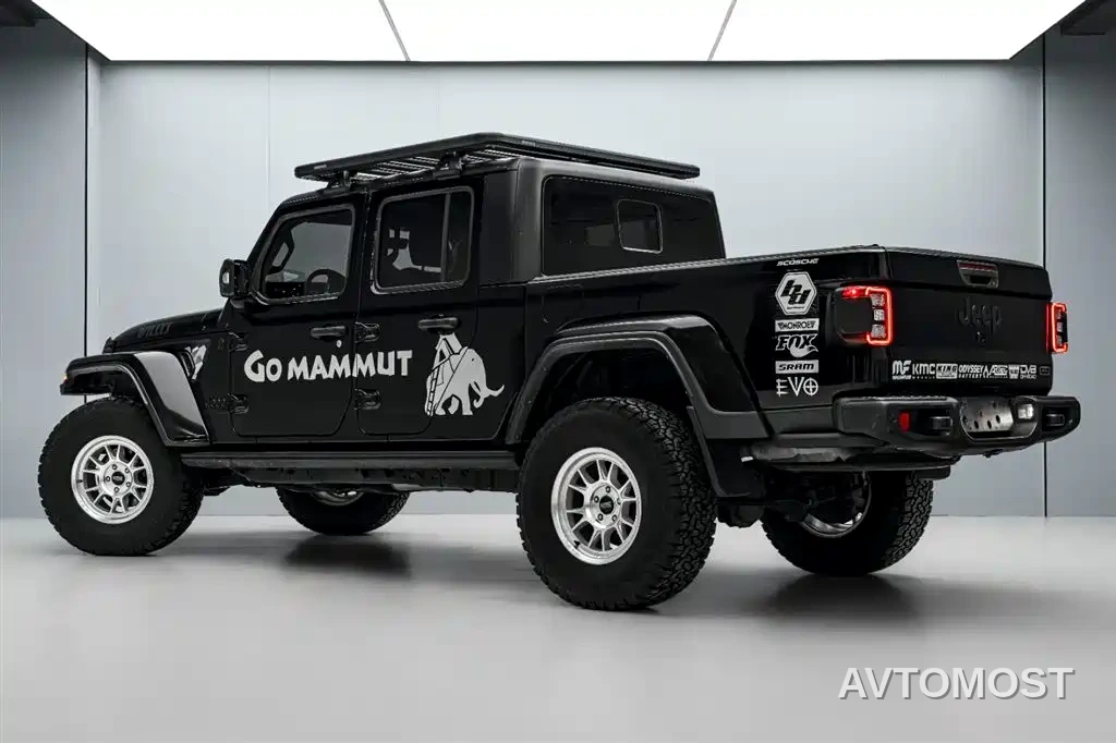 Jeep Gladiator 2022 3.6L Pioneer Edition — фото 7