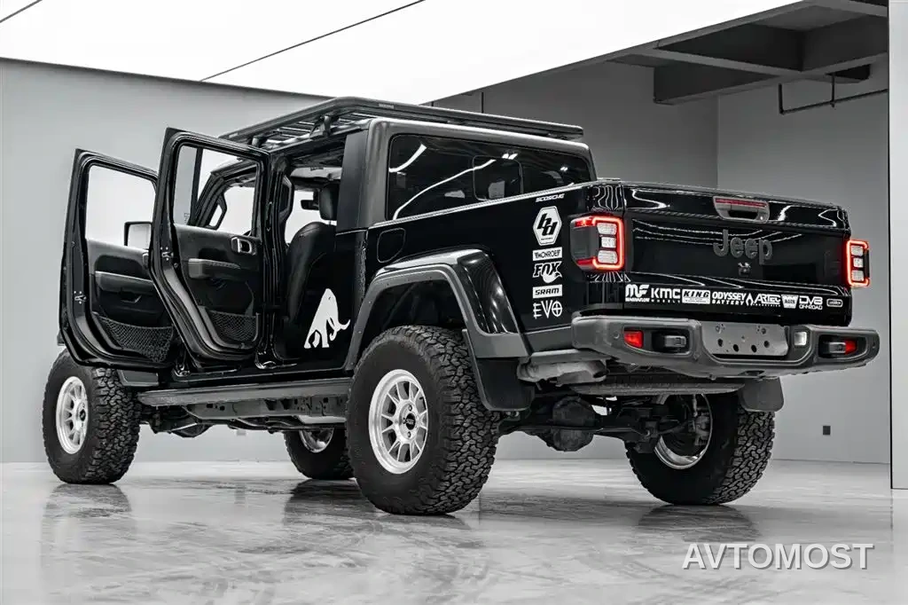 Jeep Gladiator 2022 3.6L Pioneer Edition — фото 13