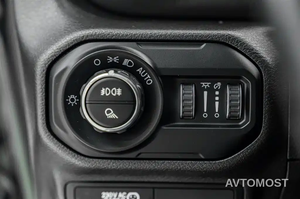Jeep Gladiator 2022 3.6L Pioneer Edition — фото 33
