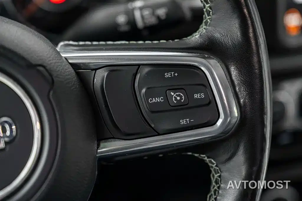 Jeep Gladiator 2022 3.6L Pioneer Edition — фото 35