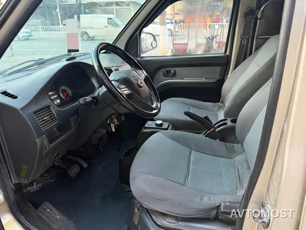 Wuling Rongguang EV 2020 Sealed Window Basic 2-seater 300KM — фото 9