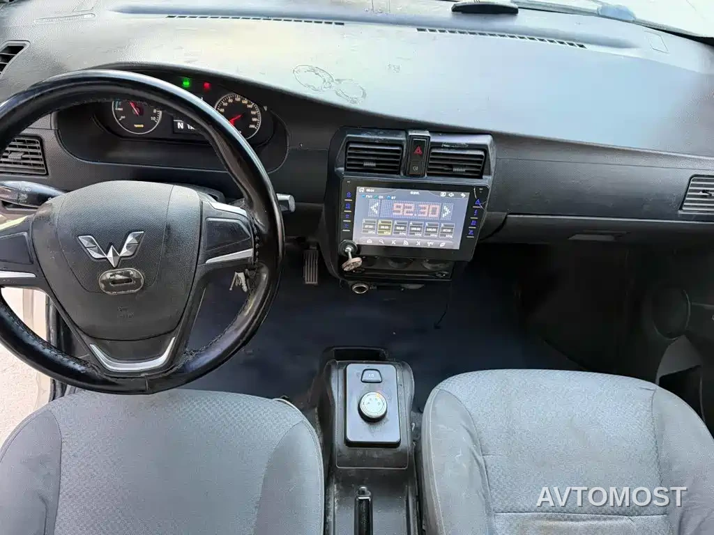 Wuling Rongguang EV 2020 Sealed Window Basic 2-seater 300KM — фото 10