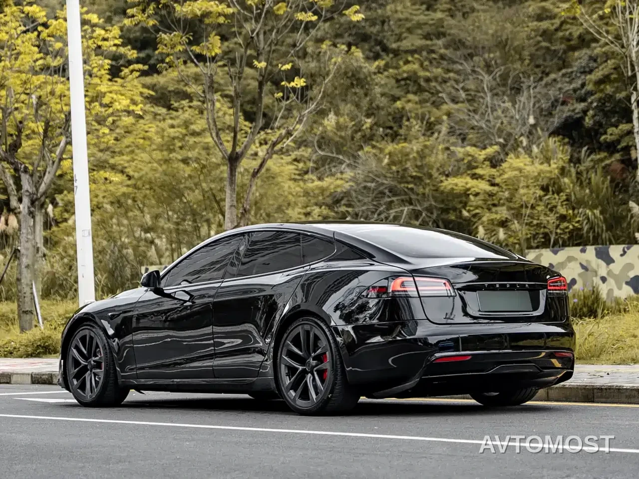 Tesla Model S 2023 Tri-motor AWD Plaid — фото 5