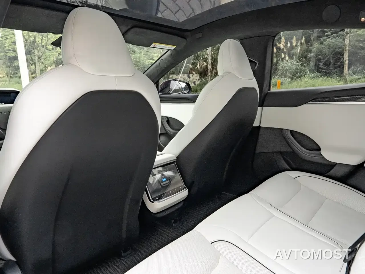 Tesla Model S 2023 Tri-motor AWD Plaid — фото 13