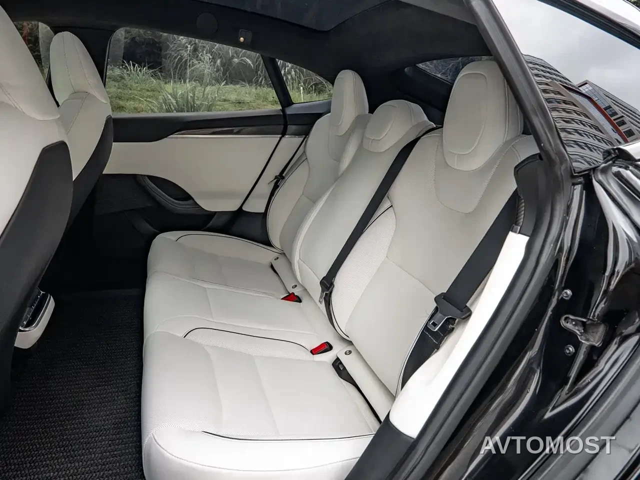 Tesla Model S 2023 Tri-motor AWD Plaid — фото 14