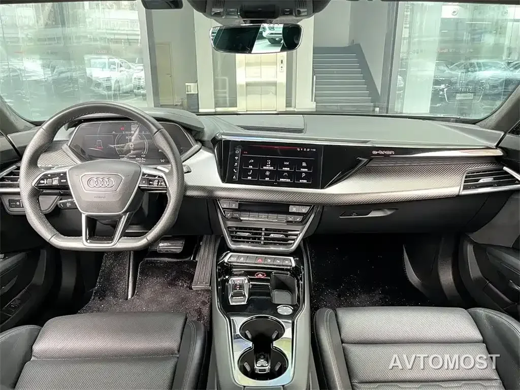Audi e-tron GT 2023 Base Model — фото 6
