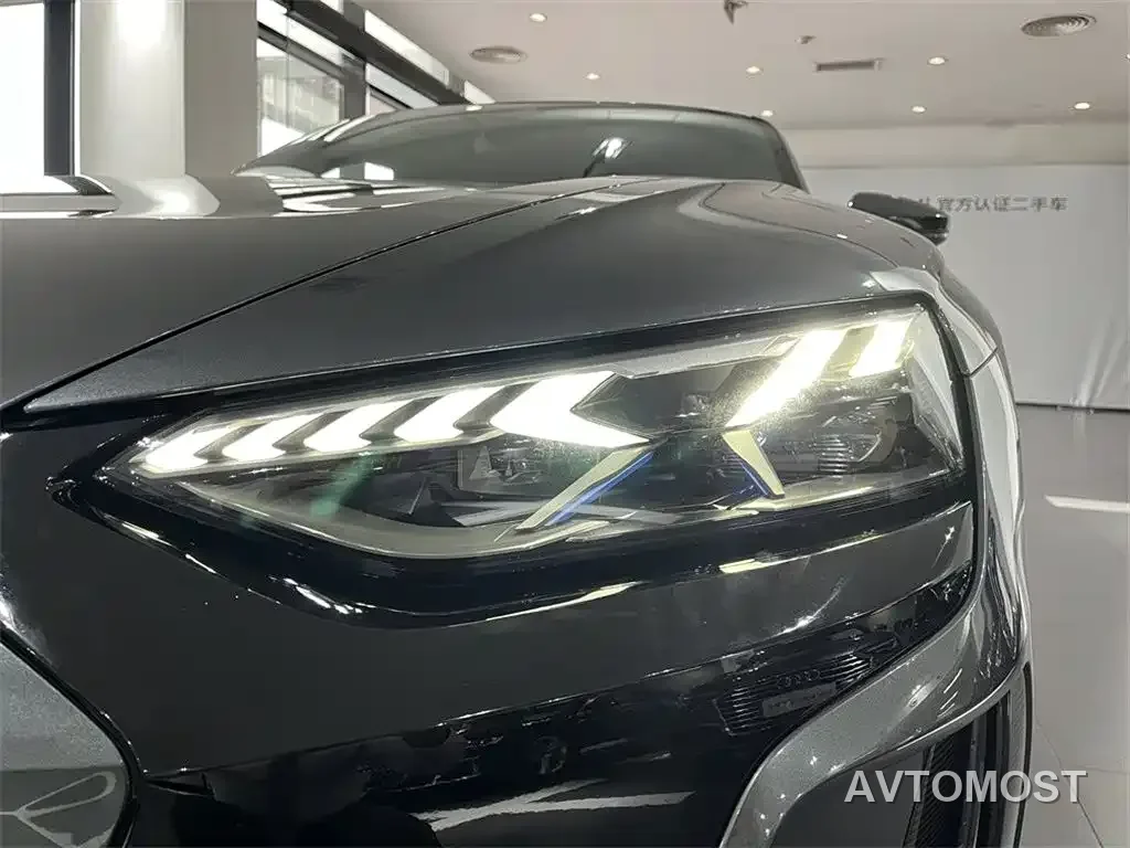 Audi e-tron GT 2023 Base Model — фото 11