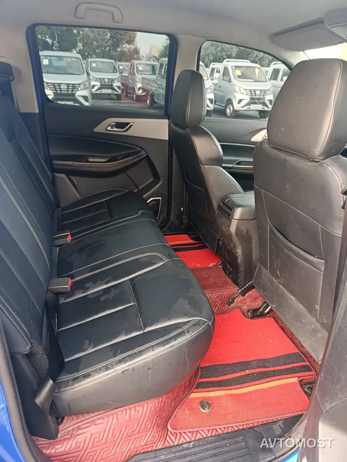 Jiangling Yuhu 7 2023 2.0T Automatic Diesel 2WD Comfort Long Wheelbase — фото 4