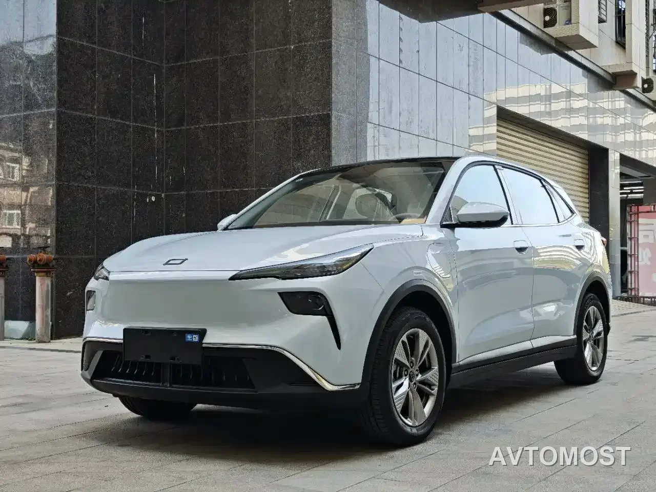 Besturn Yueyi 03 2025 Model 445km Joy Edition — фото 1