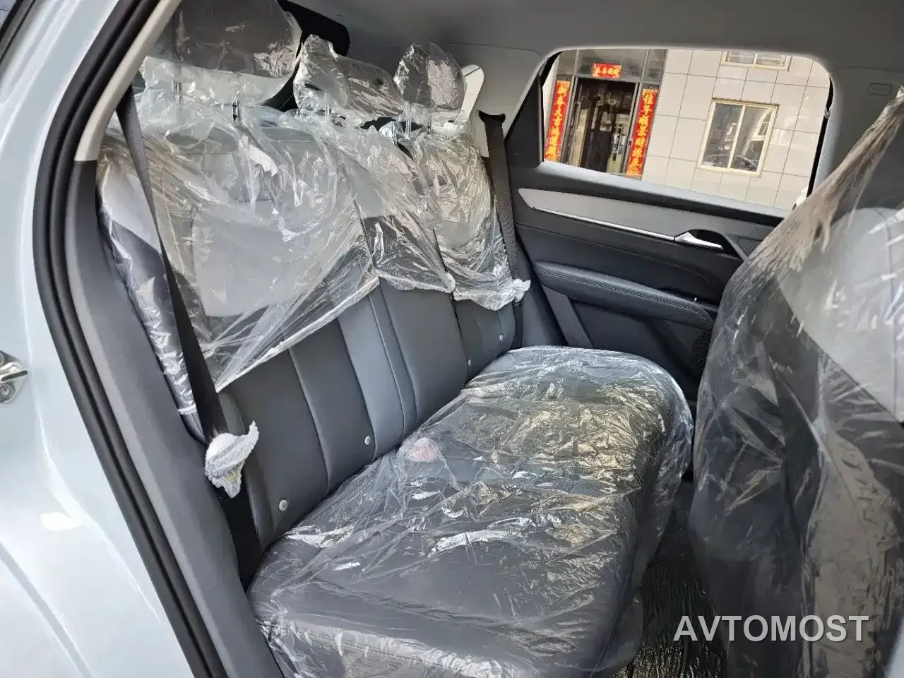 Besturn Yueyi 03 2025 Model 445km Joy Edition — фото 9
