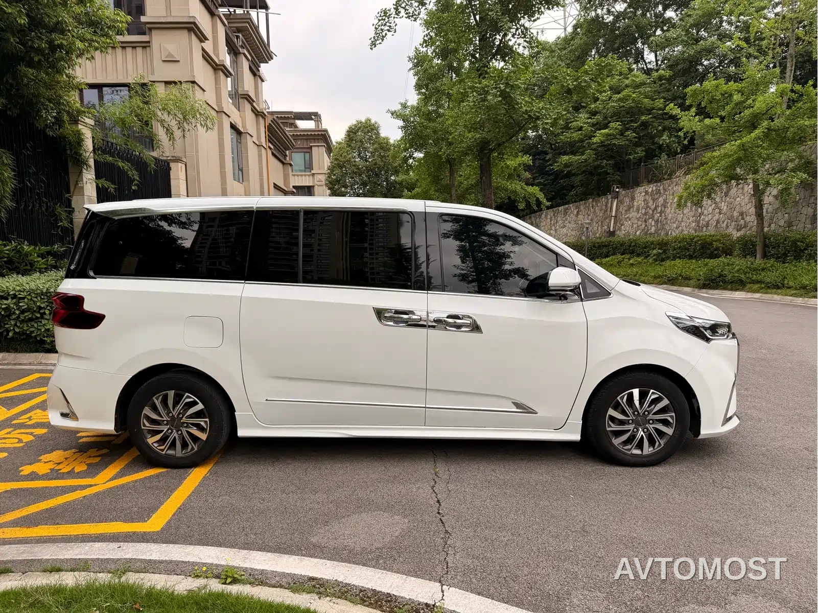 SAIC Maxus G20 2021 PLUS 2.0T Diesel Automatic Luxury Edition — фото 4