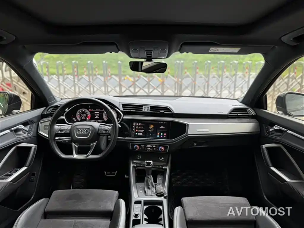Audi Q3 2022 45 TFSI quattro Fashion Dynamic — фото 9
