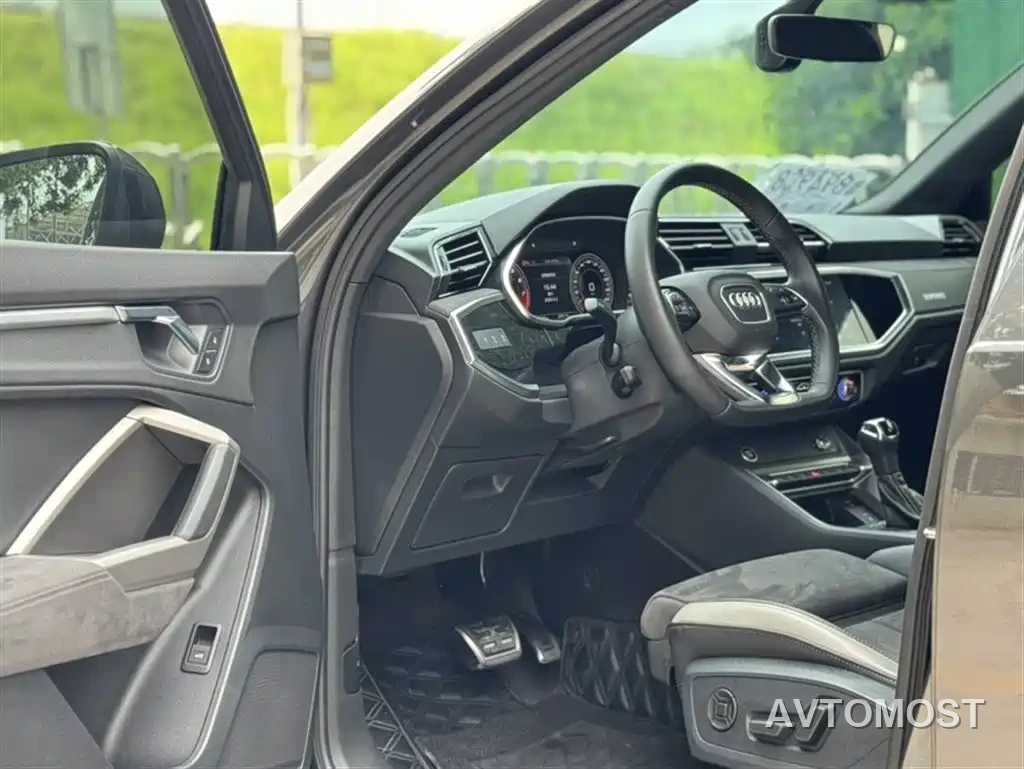 Audi Q3 2022 45 TFSI quattro Fashion Dynamic — фото 16