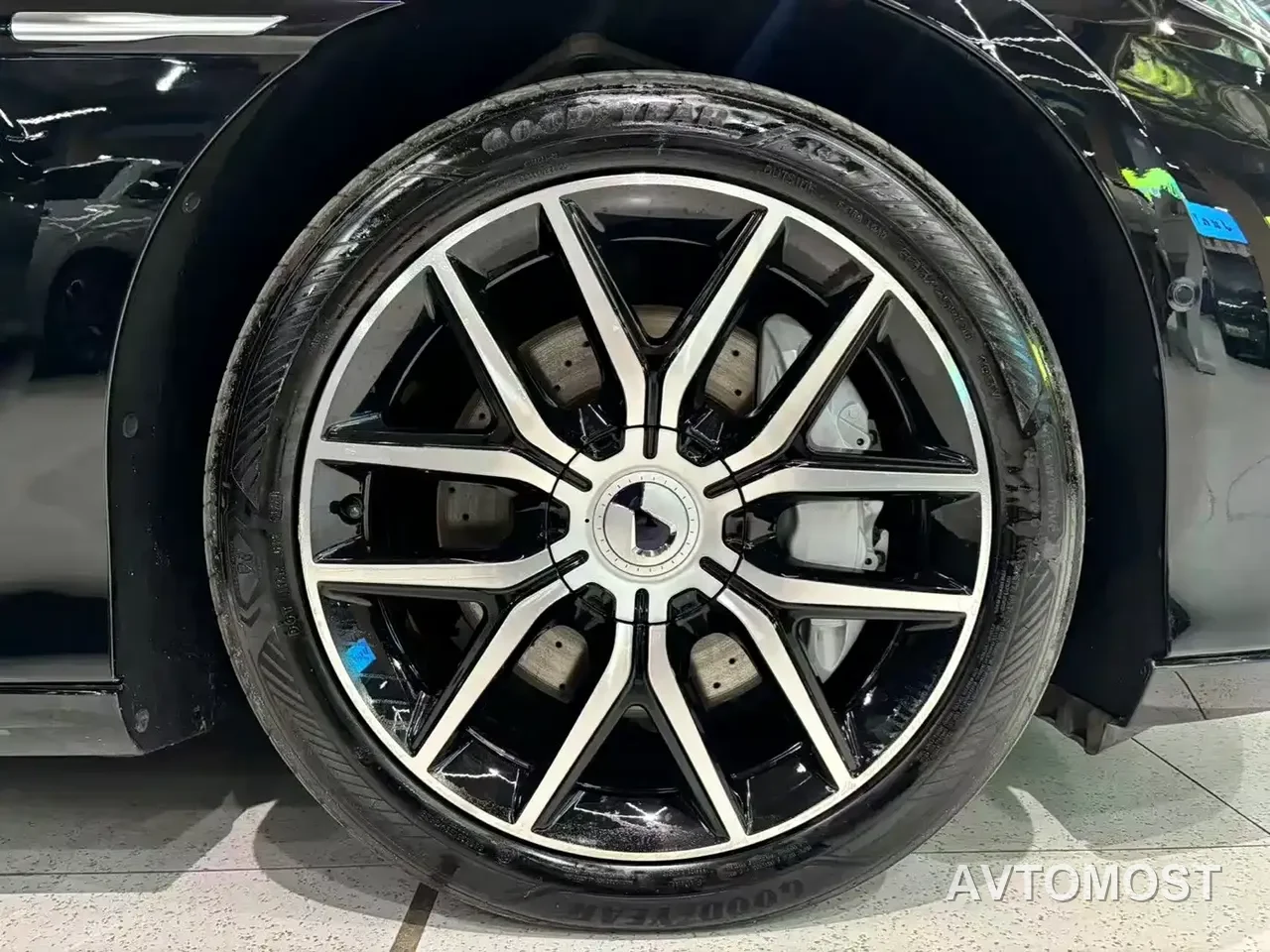 Denza Z9 2024 Model 1100km AWD Max Edition — фото 21