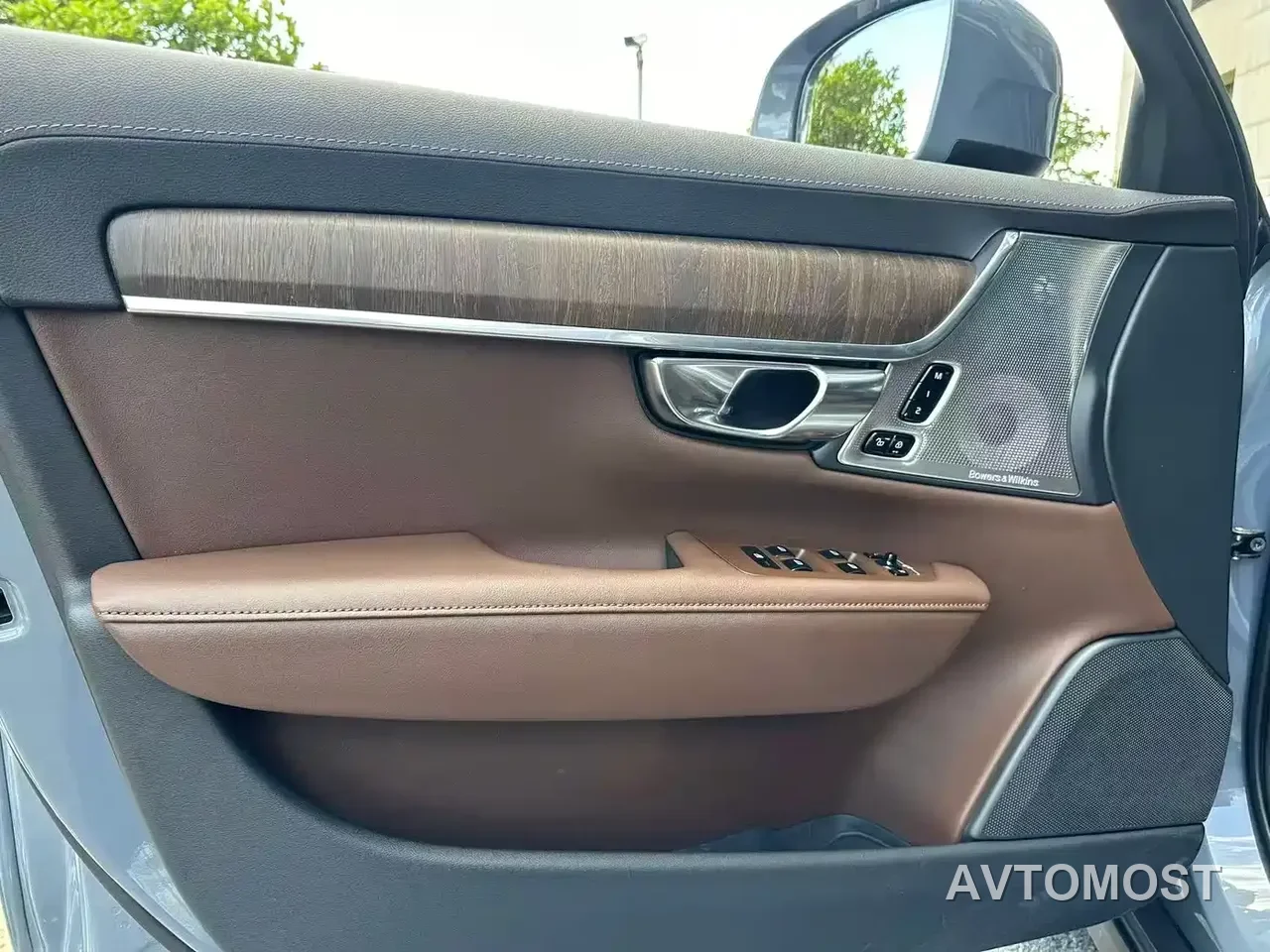 Volvo V90 2022 Cross Country B5 AWD Inscription — фото 4