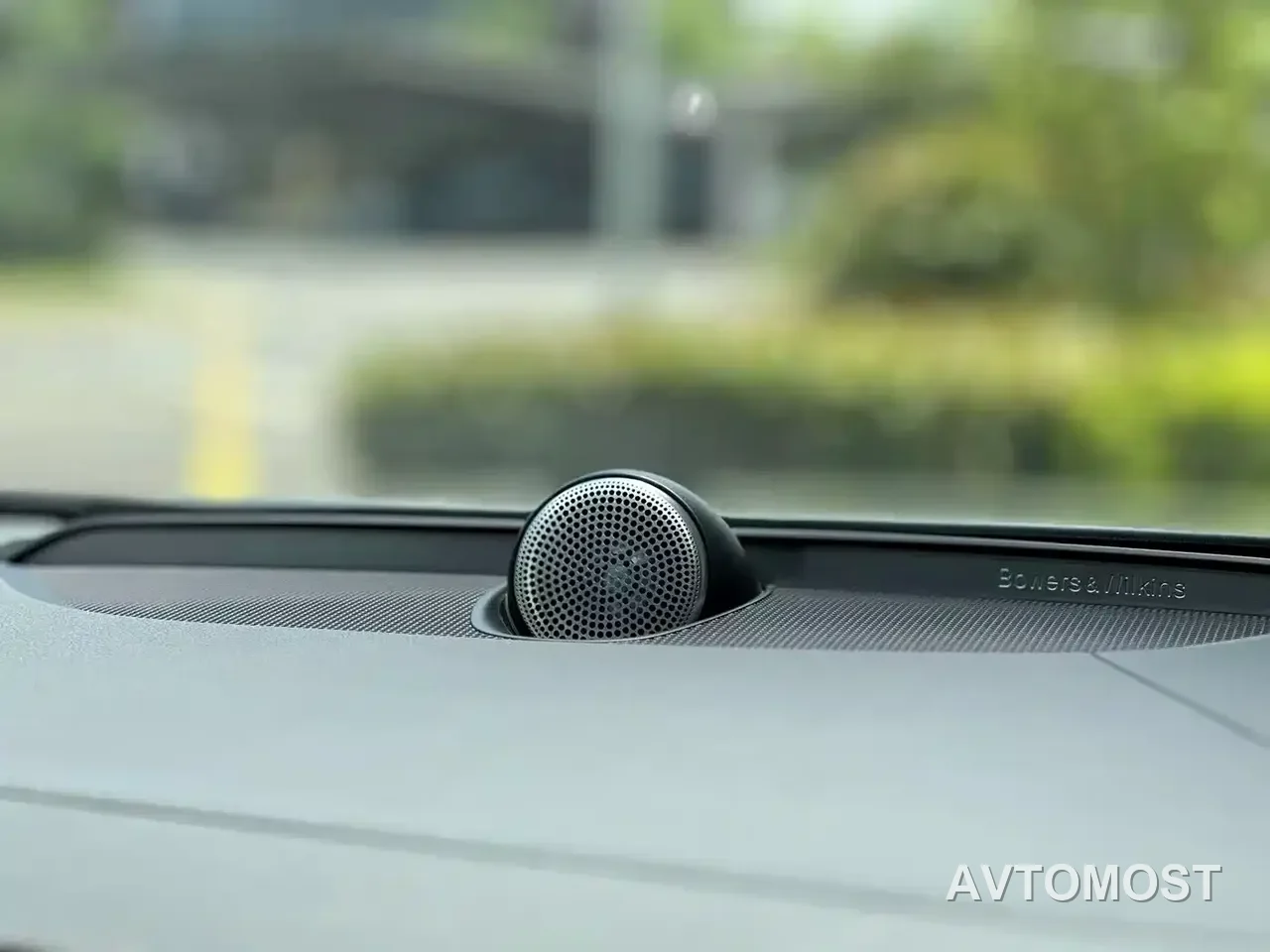 Volvo V90 2022 Cross Country B5 AWD Inscription — фото 16