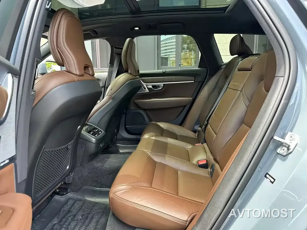 Volvo V90 2022 Cross Country B5 AWD Inscription — фото 12
