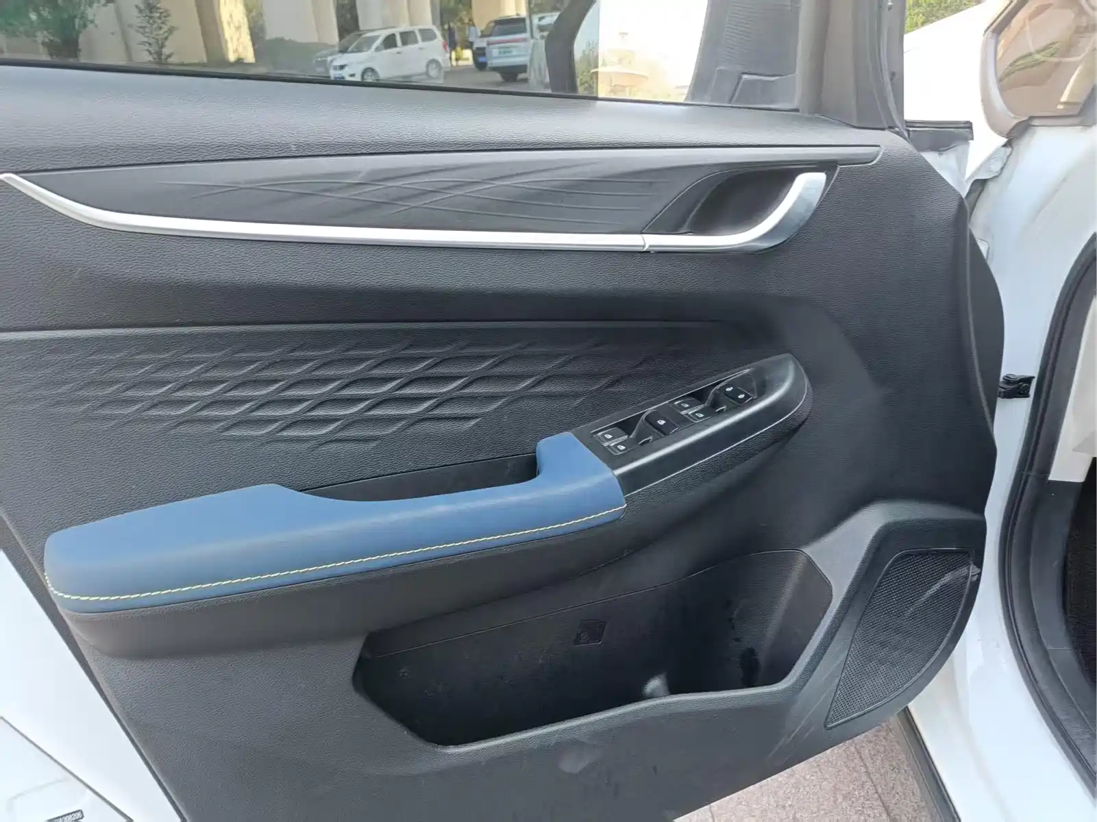 Geely Geometry EX3 Kung Fu Bull 2021 Kung Fu Niu — фото 4