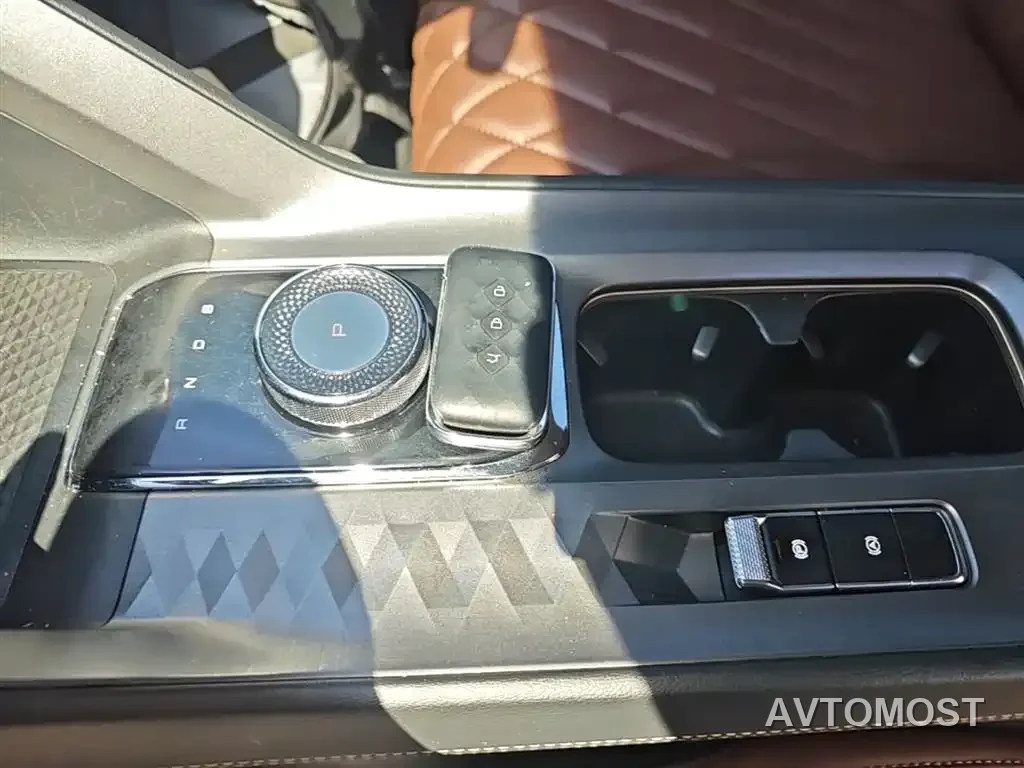Wuling Stellar Cloud 2023 2.0L DHT Standard — фото 9