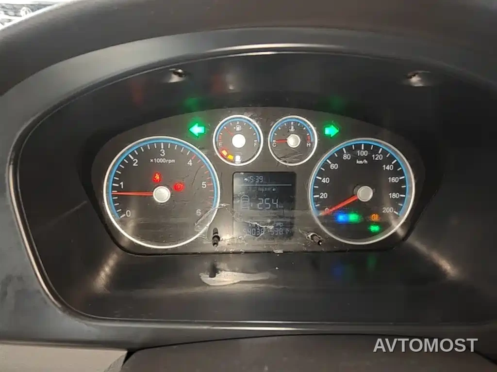 Foton Tuyano 2023 Urban Multi-purpose 2.0T Manual Short Wheelbase Medium Roof Single Rear Tire 5/6/9-seater — фото 2