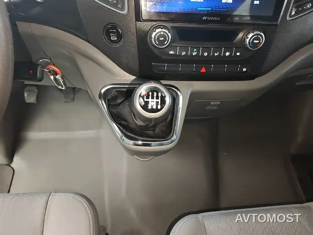 Foton Tuyano 2023 Urban Multi-purpose 2.0T Manual Short Wheelbase Medium Roof Single Rear Tire 5/6/9-seater — фото 5