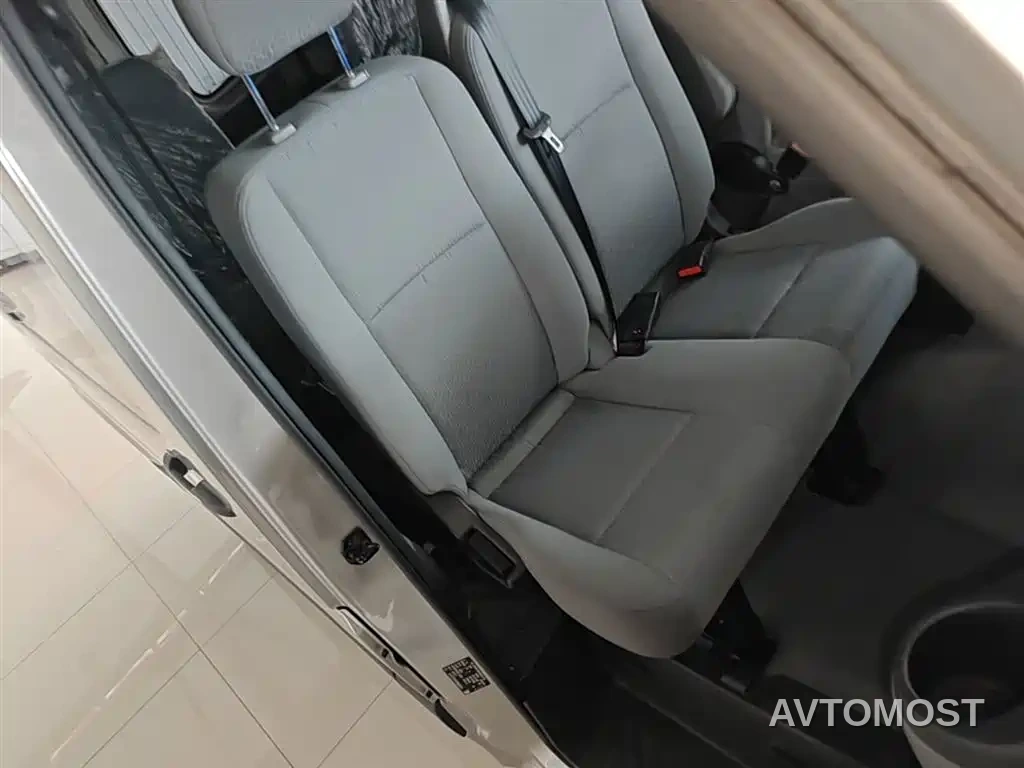 Foton Tuyano 2023 Urban Multi-purpose 2.0T Manual Short Wheelbase Medium Roof Single Rear Tire 5/6/9-seater — фото 11