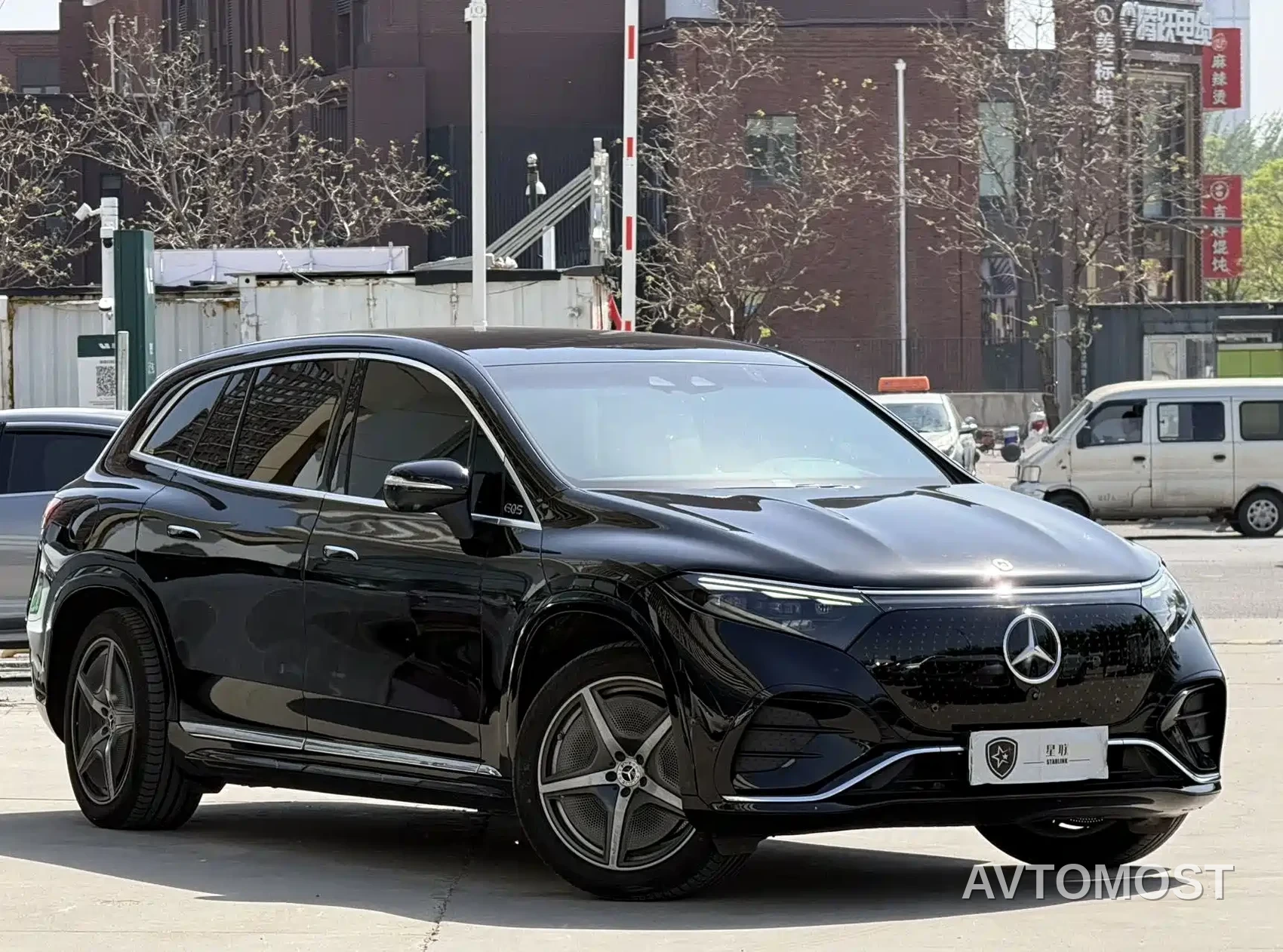 Mercedes-Benz EQS SUV 2023 450 4MATIC Pioneer Edition — фото 2