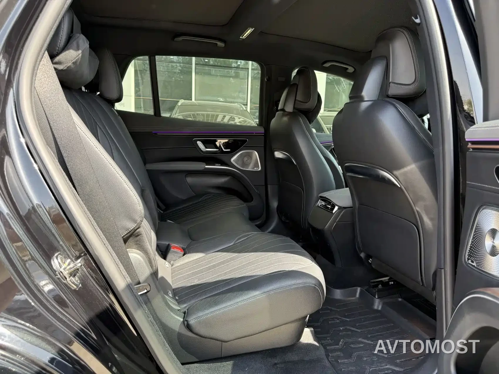 Mercedes-Benz EQS SUV 2023 450 4MATIC Pioneer Edition — фото 10