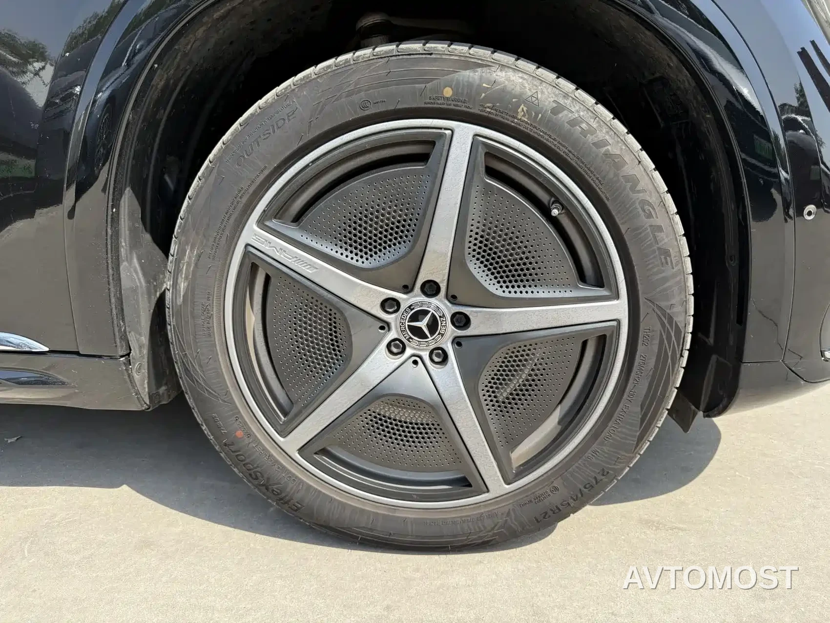 Mercedes-Benz EQS SUV 2023 450 4MATIC Pioneer Edition — фото 13