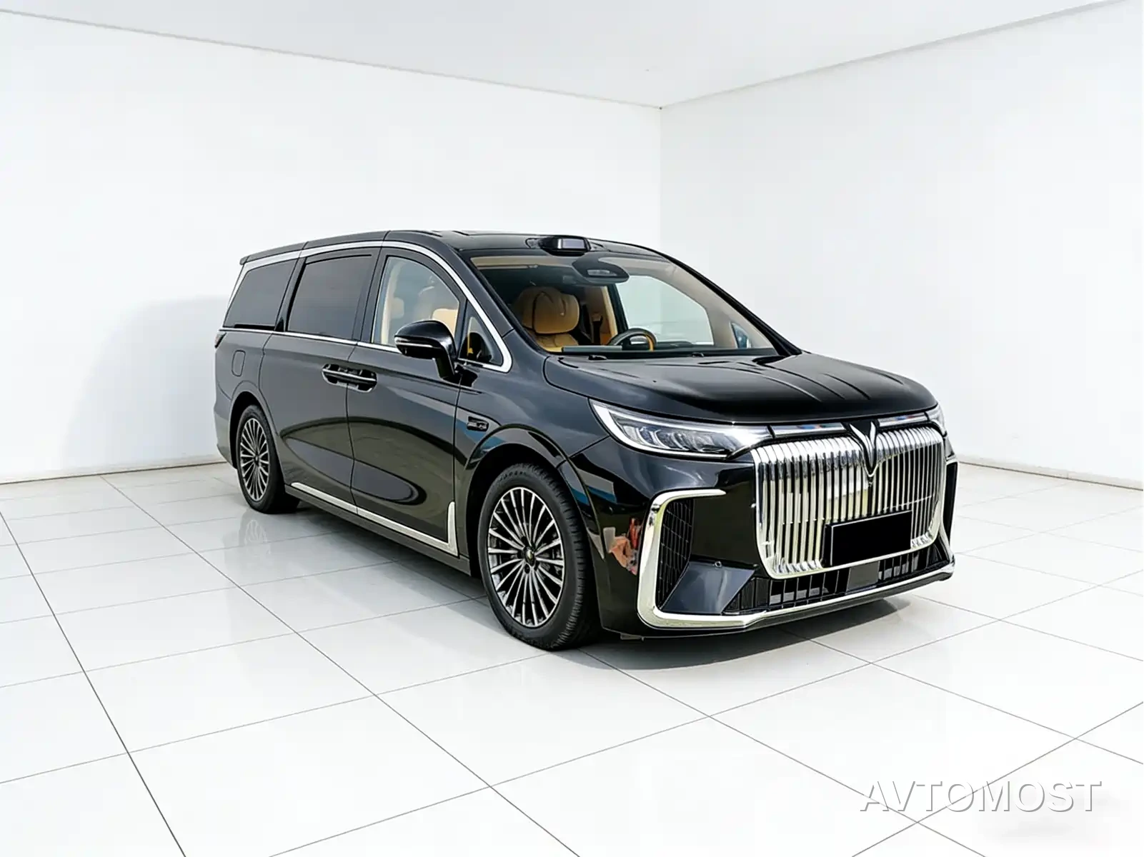 Voyah Dreamer 2025 Model PHEV Basic Version — фото 2