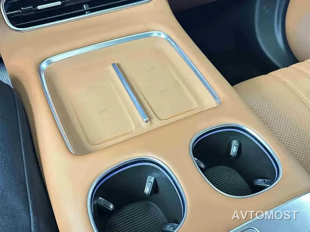 GAC Trumpchi Vision S9 2025 1.5T Hybrid Premium — фото 28