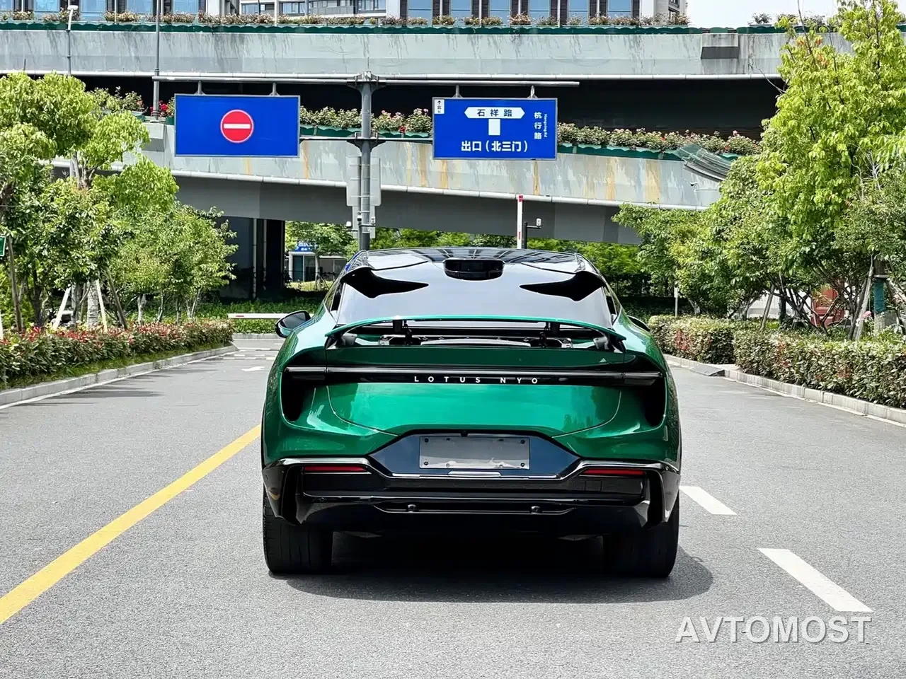 Lotus Cars ELETRE 2024 ELETRE L+ — фото 13