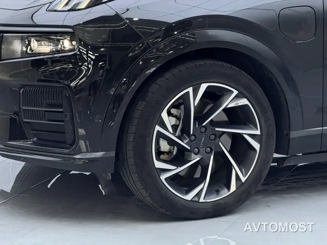 Lynk & Co 09 EM-P 2021 2.0T PHEV Halo 6-seater — фото 5