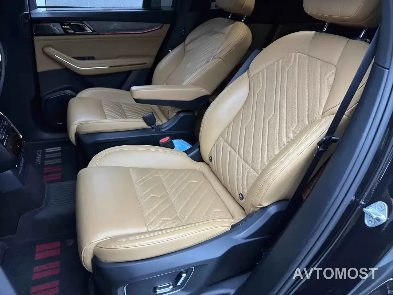 Lynk & Co 09 EM-P 2021 2.0T PHEV Halo 6-seater — фото 19