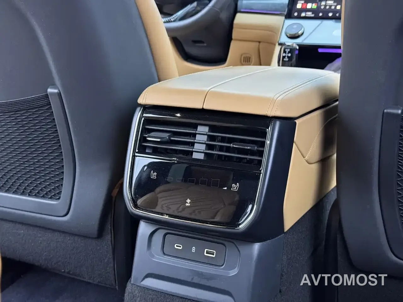 Lynk & Co 09 EM-P 2021 2.0T PHEV Halo 6-seater — фото 22