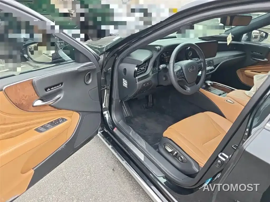 Lexus LS 2020 500h Excellence (China VI) — фото 13