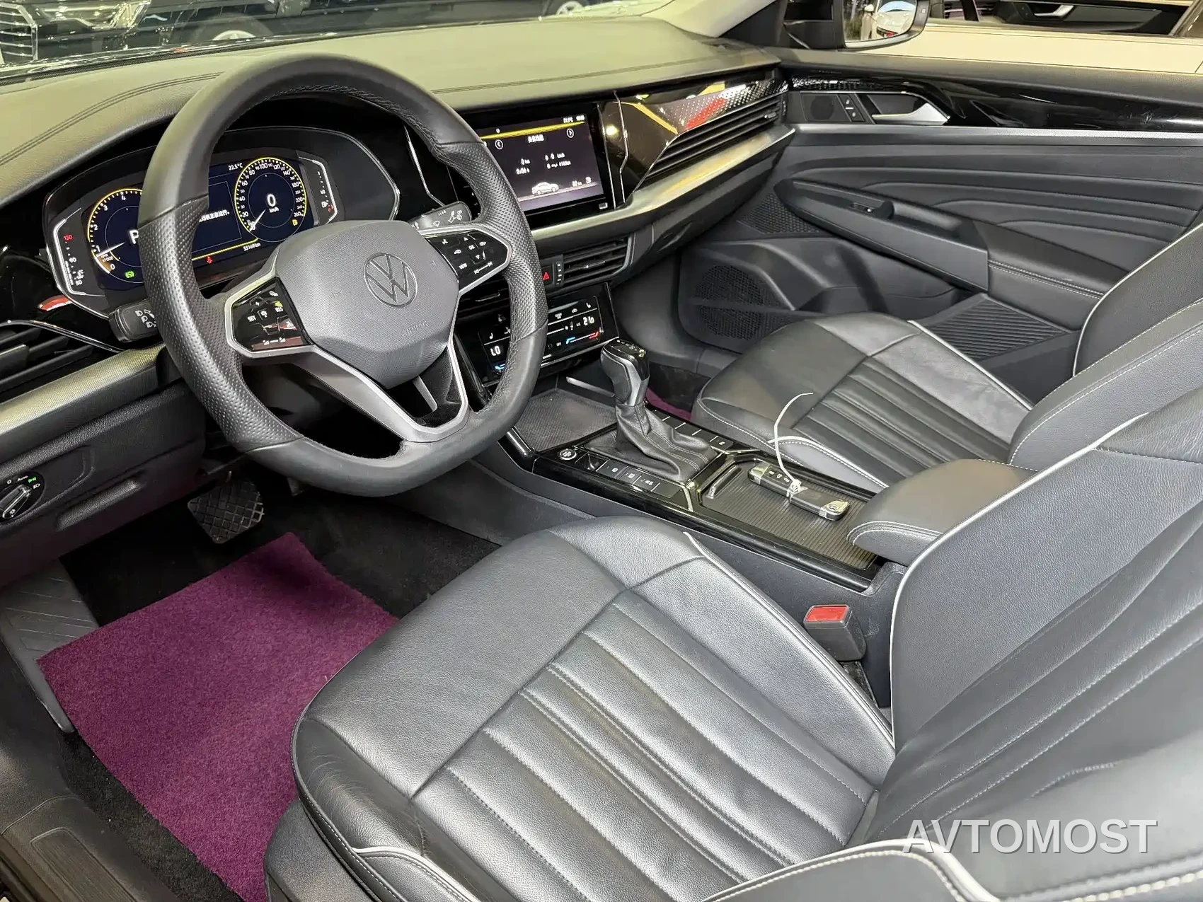 Volkswagen Passat 2023 280TSI Elite Edition — фото 10