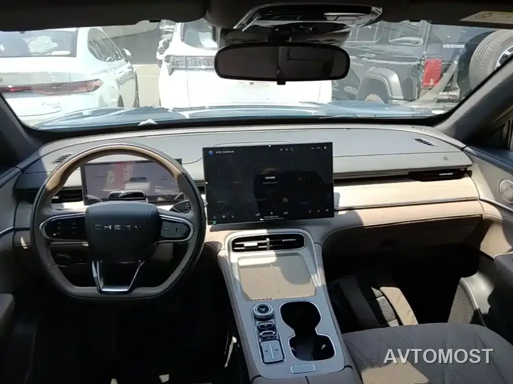 Chery Tiggo 8 PLUS C-DM 2025 1.5T 116km Premium 5-Seater — фото 10
