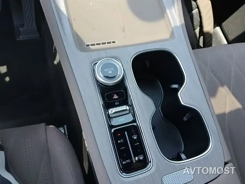 Chery Tiggo 8 PLUS C-DM 2025 1.5T 116km Premium 5-Seater — фото 23