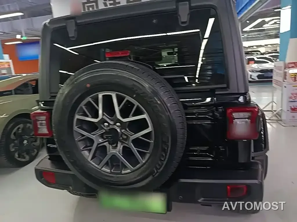 Jeep Wrangler 4xe 2021 4-Door 2.0T 4xe Sahara Launch Edition — фото 4