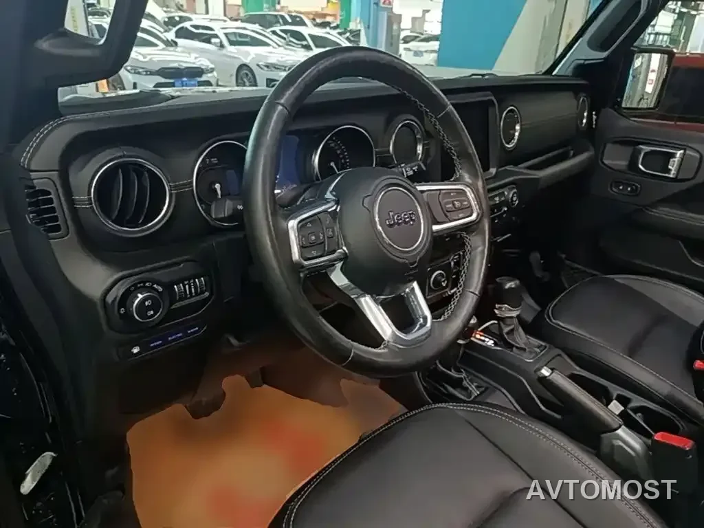 Jeep Wrangler 4xe 2021 4-Door 2.0T 4xe Sahara Launch Edition — фото 6