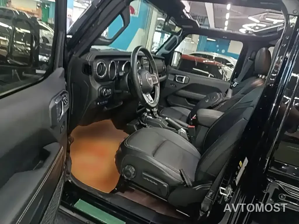 Jeep Wrangler 4xe 2021 4-Door 2.0T 4xe Sahara Launch Edition — фото 9