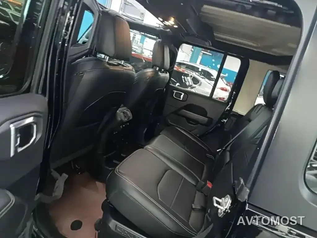Jeep Wrangler 4xe 2021 4-Door 2.0T 4xe Sahara Launch Edition — фото 10