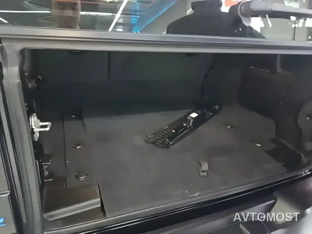Jeep Wrangler 4xe 2021 4-Door 2.0T 4xe Sahara Launch Edition — фото 11