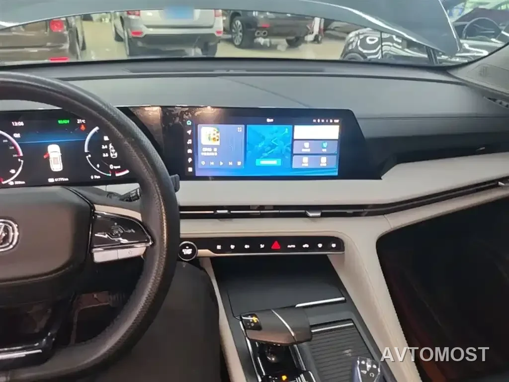 Changan CS75 PLUS iDD 2023 Smart Electric iDD Intelligent Leader Model — фото 9