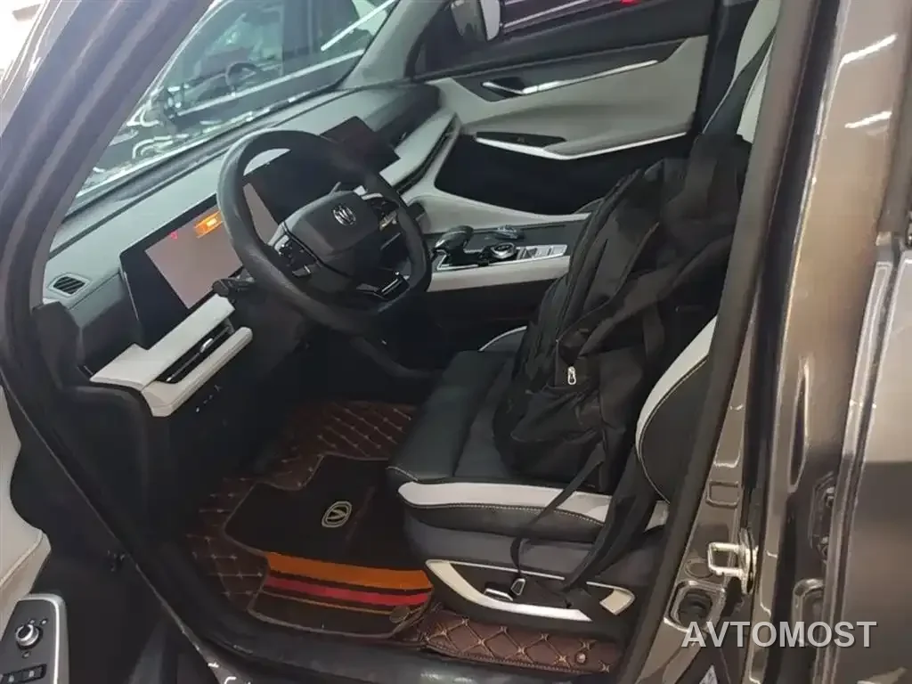 Changan CS75 PLUS iDD 2023 Smart Electric iDD Intelligent Leader Model — фото 13
