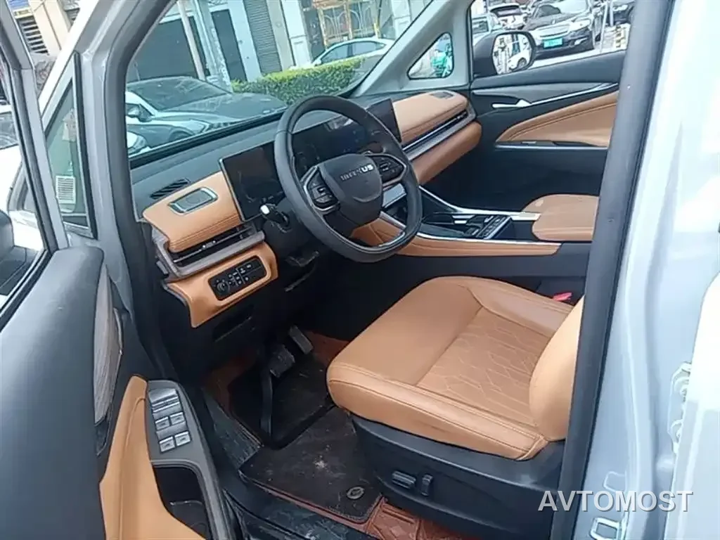 SAIC Maxus G50 PHEV 2025 Pilot Edition — фото 15